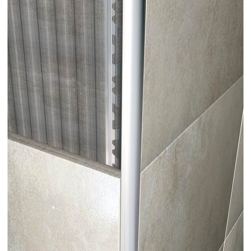accesorios-para-piso-metalico-moldumet-guardacanto-aluminio-2500x6-gris-md03lu002